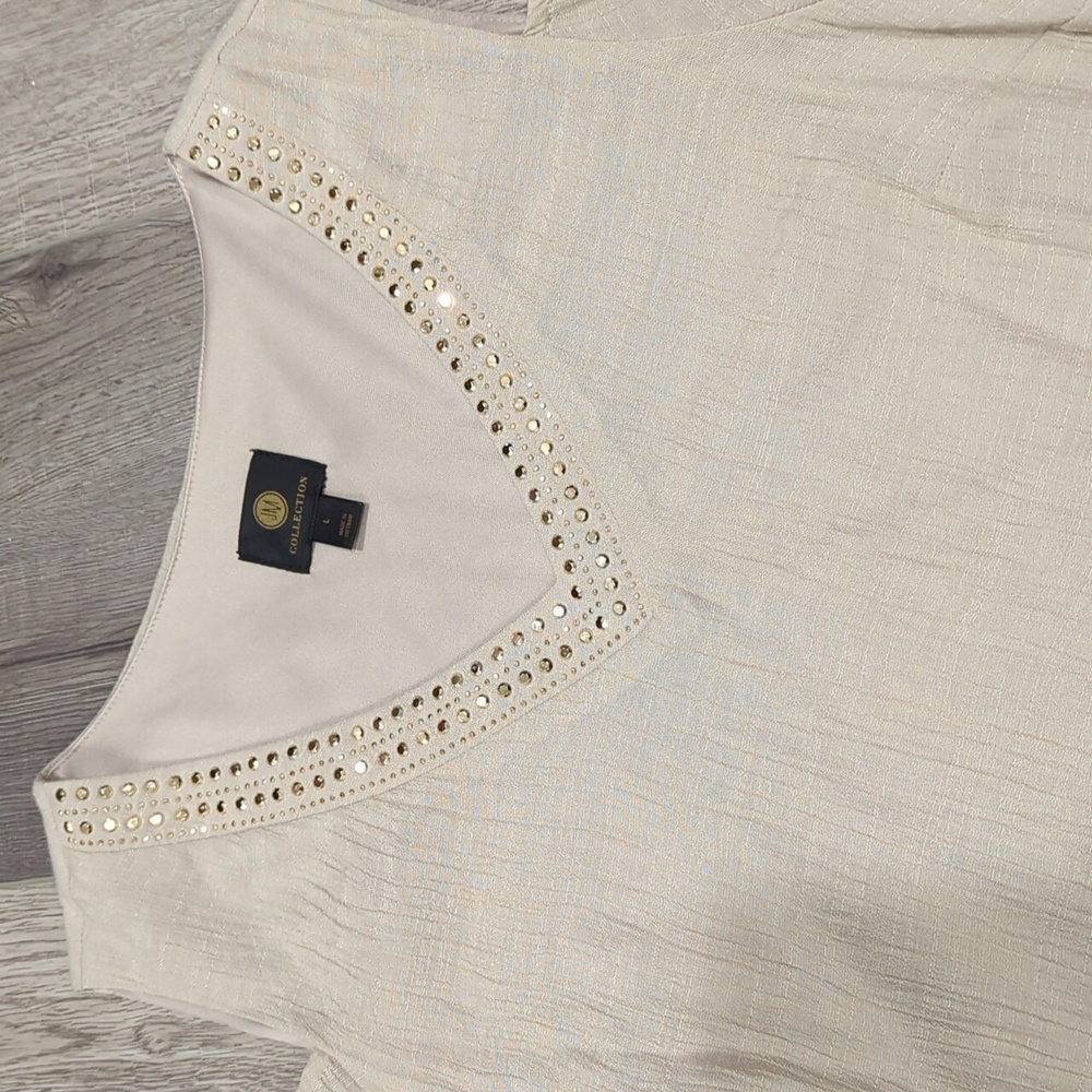 JM Collection Cold Shoulder Top - Picture 4 of 11